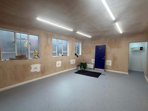 Photo 1- click for photo gallery